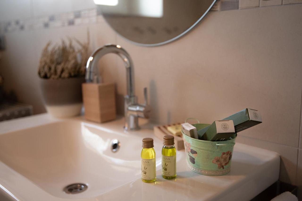 Casale Monte Valestra Bed and Breakfast Bebbio Εξωτερικό φωτογραφία