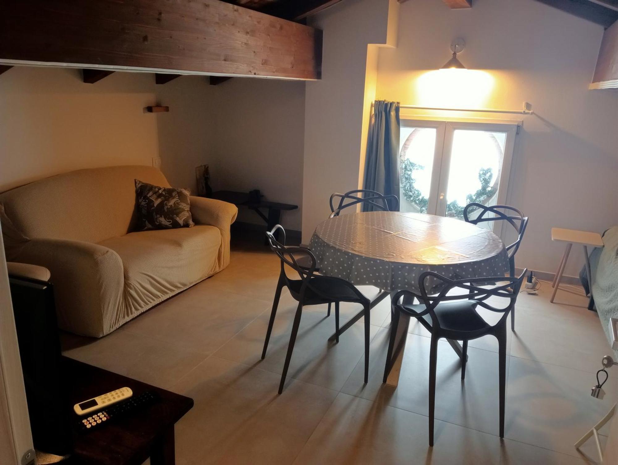 Casale Monte Valestra Bed and Breakfast Bebbio Εξωτερικό φωτογραφία